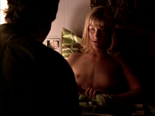 Sonja Bennett nude – Punch (2004)