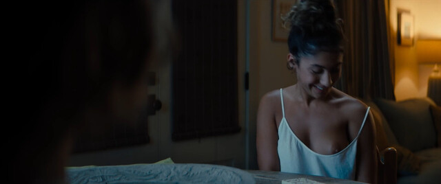 Isabella Ferreira nude – Incoming (2024)