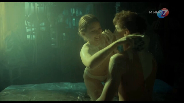 Tina Stojilkovic nude – Mittelmarsch (2022)