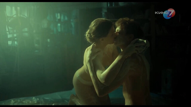 Tina Stojilkovic nude – Mittelmarsch (2022)