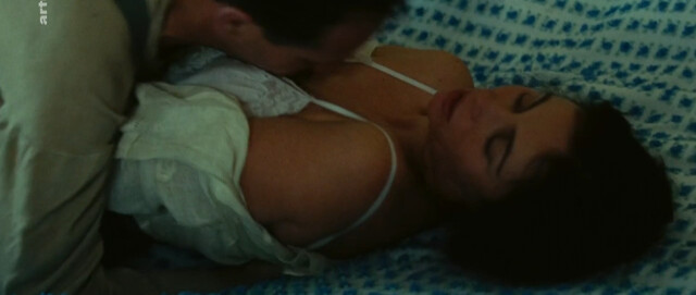 Emmanuelle Béart sexy – Sentimental Destinies (Les Destinées) (2000)