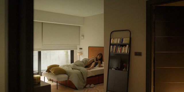 Verónica Sánchez sexy – Angela s01e01-02 (2024)