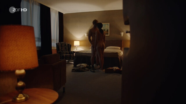 Silvia Busuioc nude – Bella Germania s01e02 (2019)