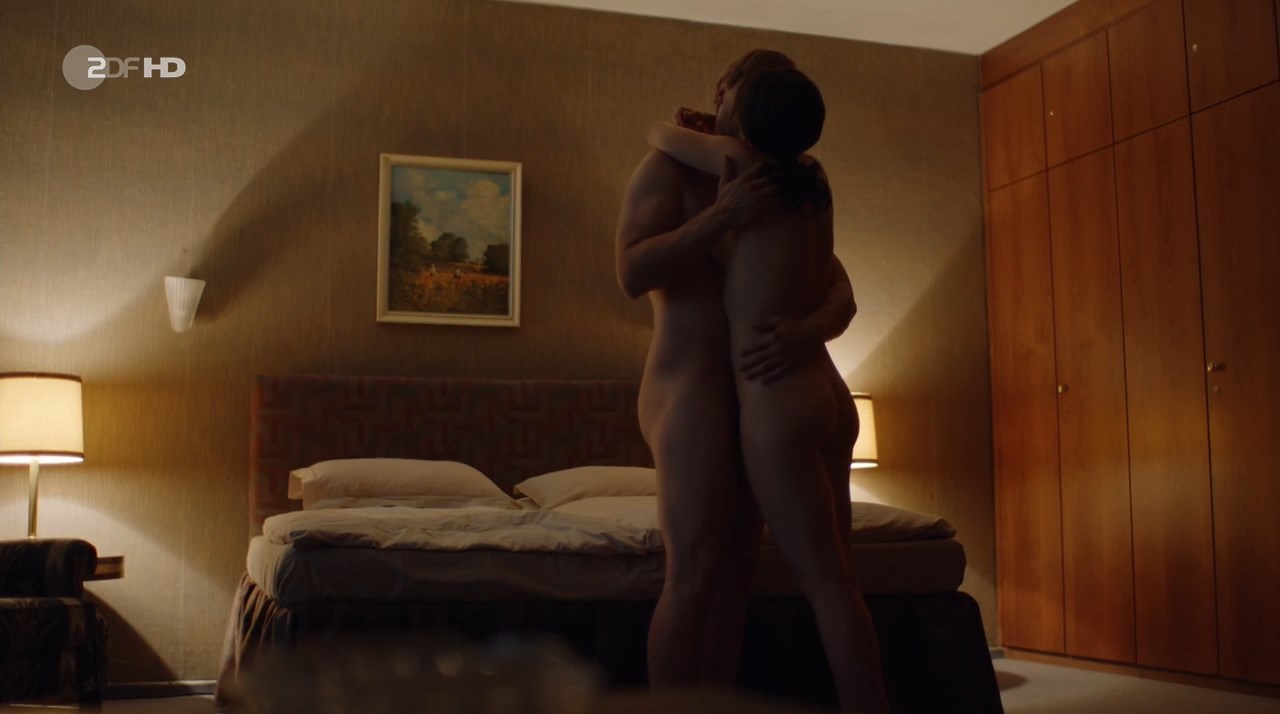 Silvia Busuioc nude – Bella Germania s01e02 (2019)