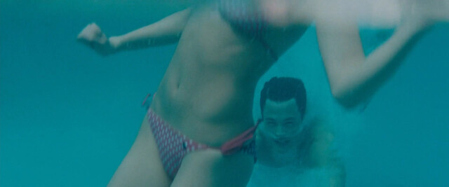 Amber Heard sexy – The Stepfather (2009)