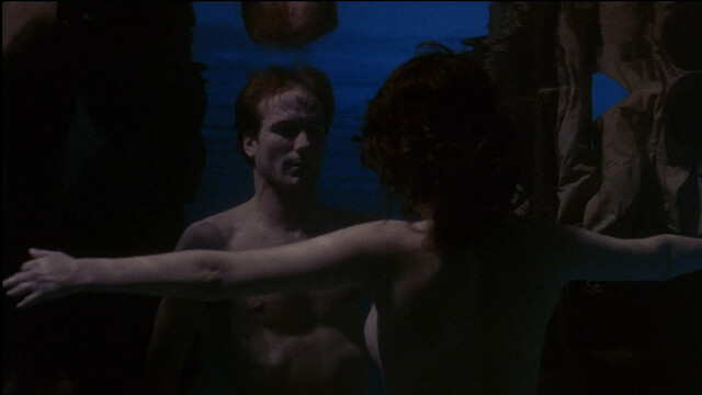 Marlee Matlin nude – Children of a Lesser God (1986)