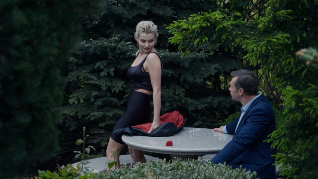 Evgenia Sinitskaya sexy – Zapadnya s01e01-02 (2024)