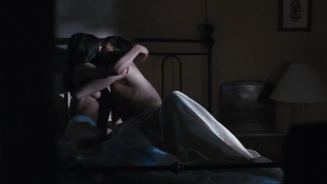 Claire Forlani nude – Shadows in the Sun (2005)