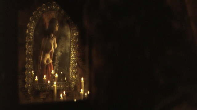 Manuela Arcuri nude – Juana La Loca (2001)