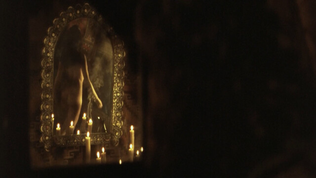 Manuela Arcuri nude – Juana La Loca (2001)