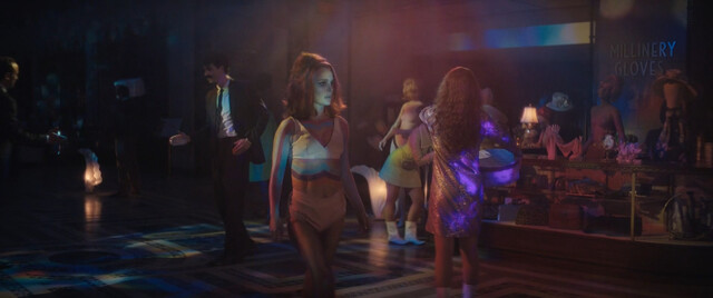 Natalie Portman sexy – Lady in the Lake s01e05-06 (2024)