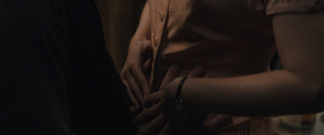 Natalie Portman sexy – Lady in the Lake s01e05-06 (2024)