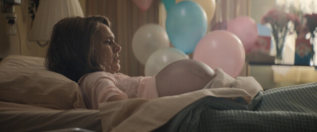Natalie Portman sexy – Lady in the Lake s01e05-06 (2024)