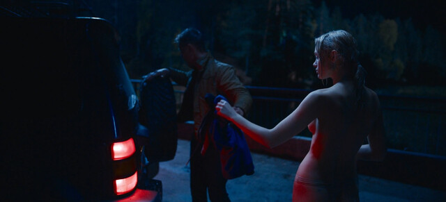 Simona Kust nude – Samaya bolshaya luna (2024)