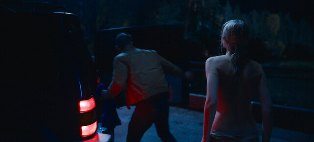 Simona Kust nude – Samaya bolshaya luna (2024)