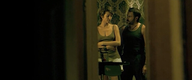 Najwa Nimri nude – Utopía (2003)