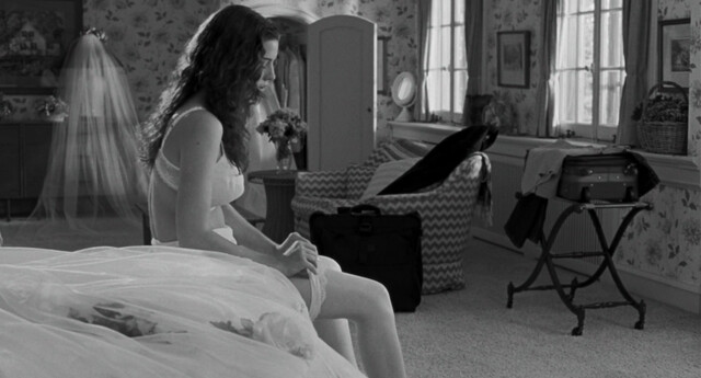 Jessica Pare nude – Stardom (2000) HD