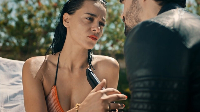 Edita Malovcic sexy – Mordkommission Istanbul s01e20 (2017)