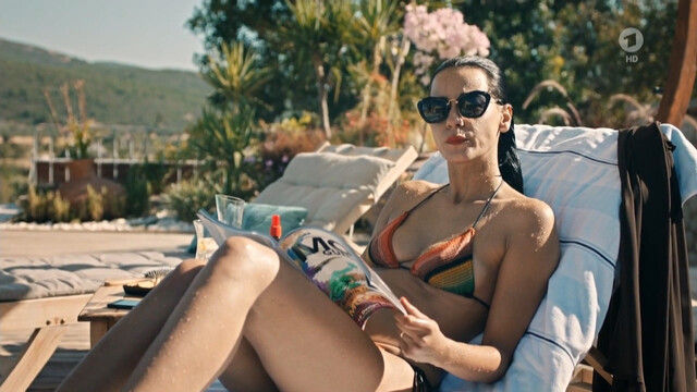 Edita Malovcic sexy – Mordkommission Istanbul s01e20 (2017)