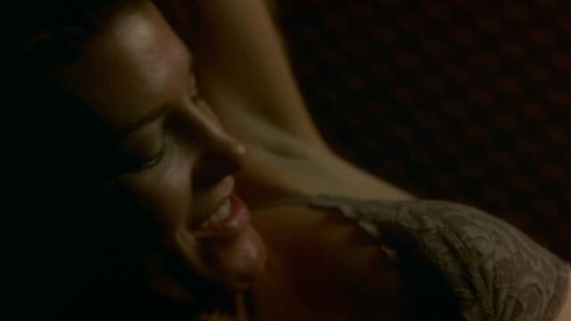 Barbara Tyson sexy – The Final Cut (1995)