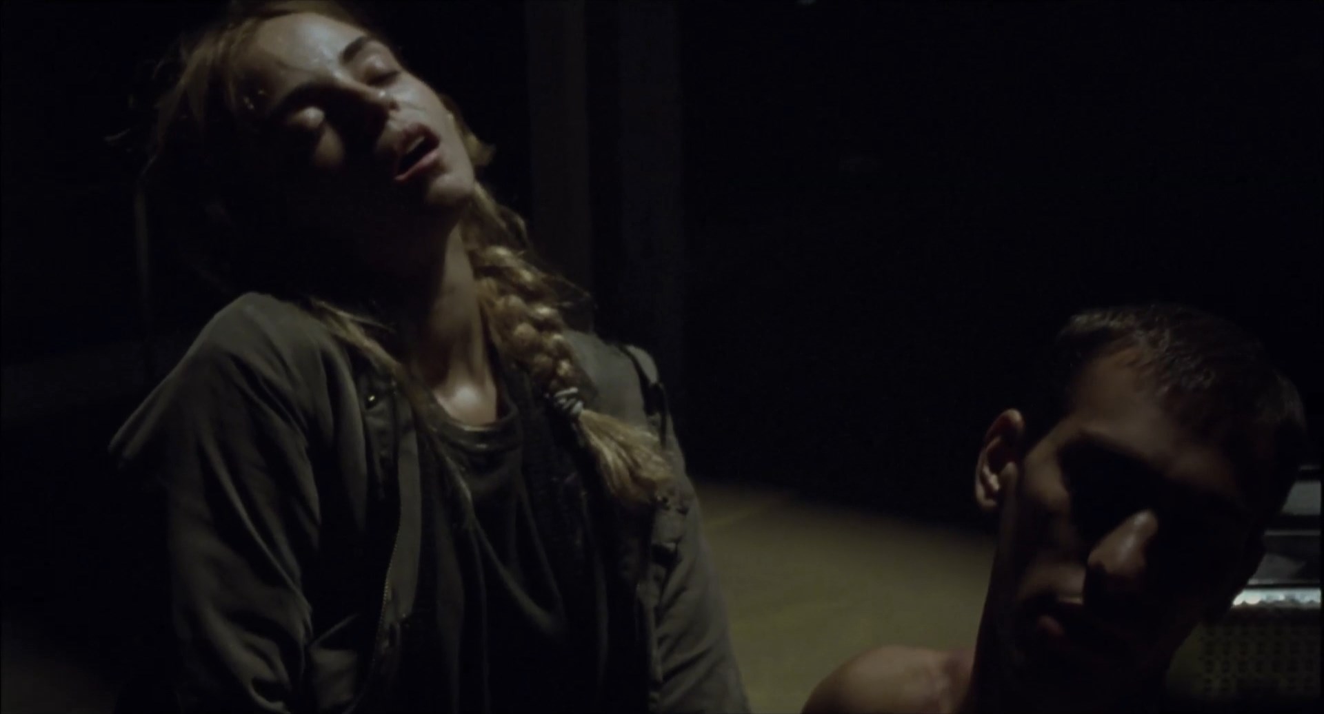 Sissy Toumasi sexy – The Weight of Sea (To varos tis thalassas) (2019)