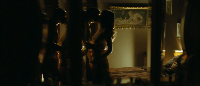 Julie Bernard nude – Nothing to Declare (Rien à déclarer) (2010)