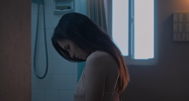 Naomi Prentice nude – Parallax (2023)