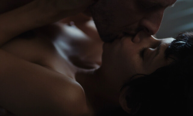 Noée Abita nude – First Case (Première affaire) (2023)