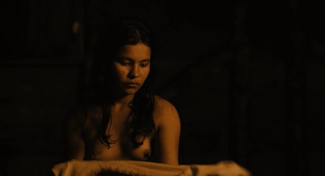 Joghis Seudin Arias nude – La sirga (2012)