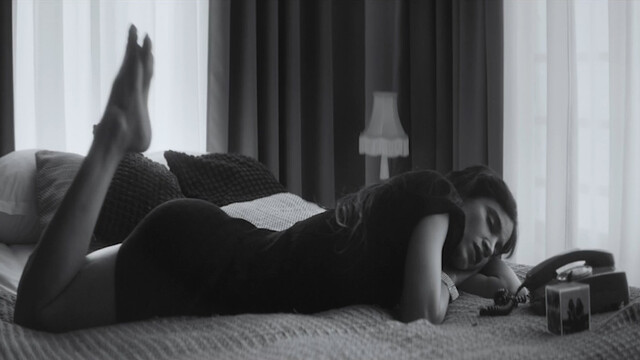 Sofia Boutella sexy – Katia The Runaway (2020)