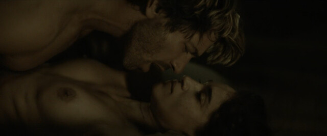 Sofia Boutella nude, Christine Kellogg-Darrin nude – Rebel Moon - Part Two The Scargiver (2024)
