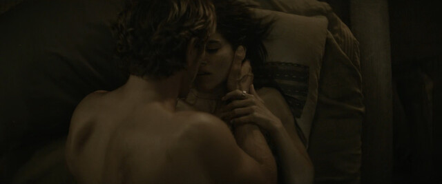 Sofia Boutella nude, Christine Kellogg-Darrin nude – Rebel Moon - Part Two The Scargiver (2024)