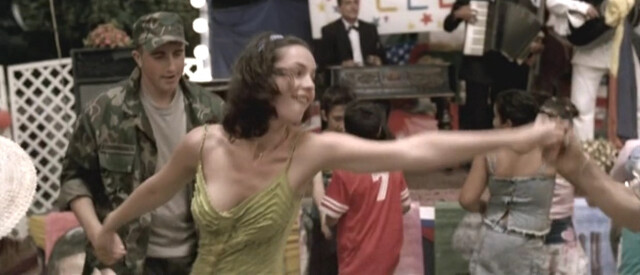 Maria Dinulescu nude – California Dreamin' (Nesfarsit) (2007)