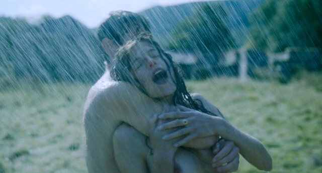 Emma Corrin nude – Lady Chatterley's Lover (2022)