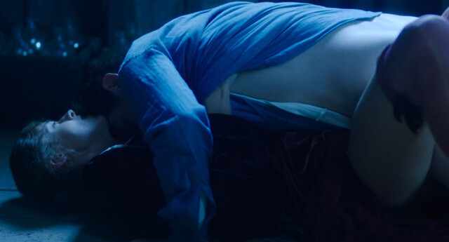 Emma Corrin nude – Lady Chatterley's Lover (2022)