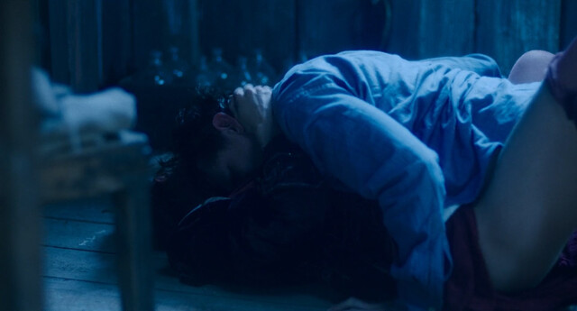 Emma Corrin nude – Lady Chatterley's Lover (2022)