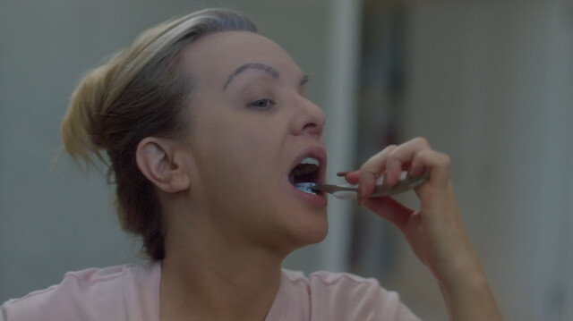 Wendi McLendon-Covey sexy – Blush (Imaginary Order) (2019)