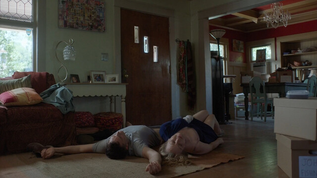 Wendi McLendon-Covey sexy – Blush (Imaginary Order) (2019)