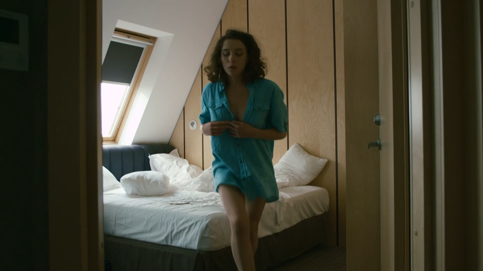 Ekaterina Gudina sexy – Three days for love (Tri dnya na lyubov) s01e01-02 (2018)