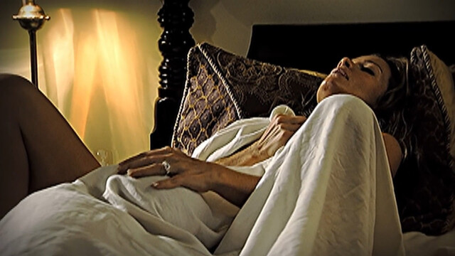 Lauren Holly sexy – Fatwa (2006)