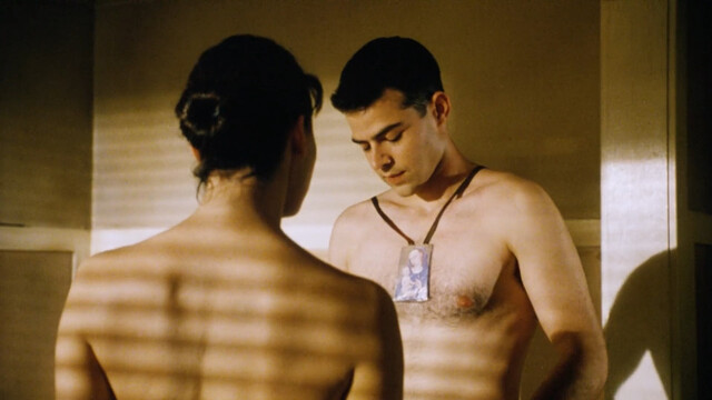 Gina Gershon sexy – Black and White (1999)