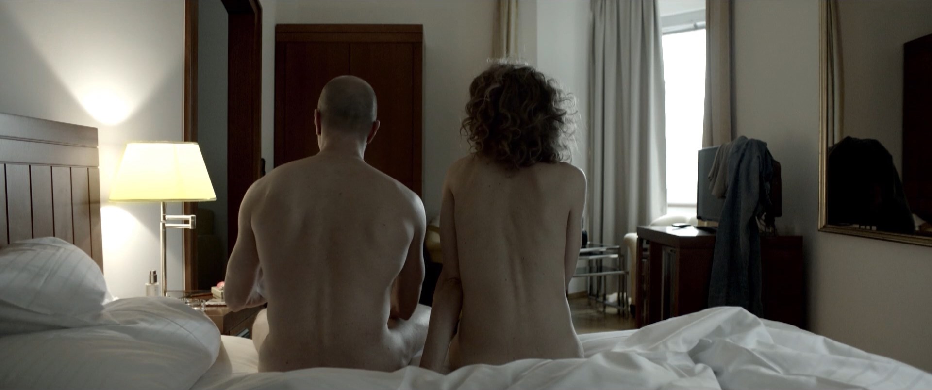 Rita Radinger sexy – Taktik (2022)