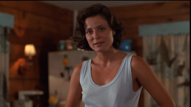 Aitana Sánchez-Gijón nude – Love Walked In (1997)