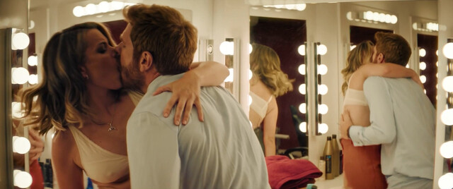 Adriana Torrebejano sexy – Políticamente incorrectos (2024)