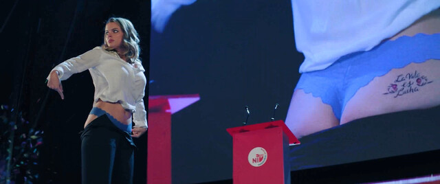 Adriana Torrebejano sexy – Políticamente incorrectos (2024)