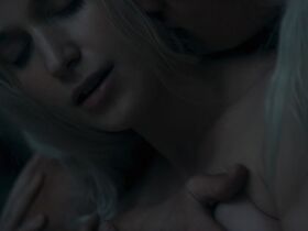 Emeline Lambert sexy – House of the Dragon s02e05 (2024)