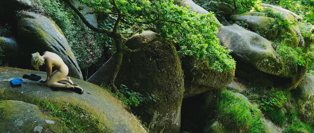 Claudia Fortunato nude – Vortex (2019)