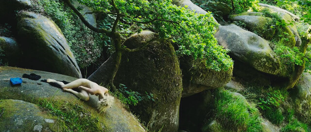 Claudia Fortunato nude – Vortex (2019)