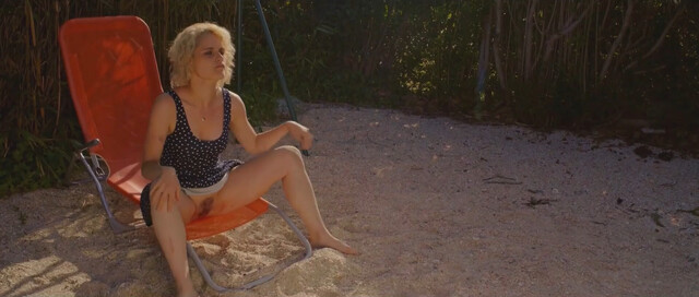 Claudia Fortunato nude – Vortex (2019)