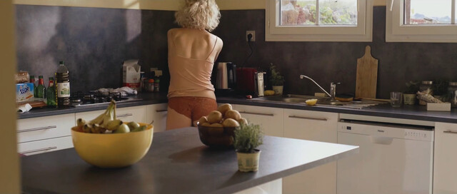 Claudia Fortunato nude – Vortex (2019)